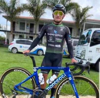 Luis Carlos Chía, ciclista.
