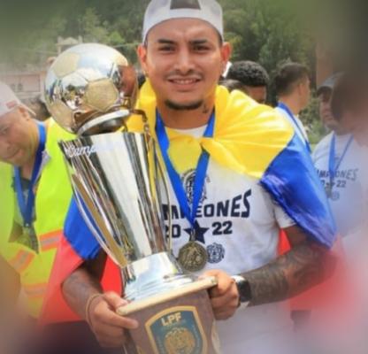 Alejandro Mendoza, futbolista.