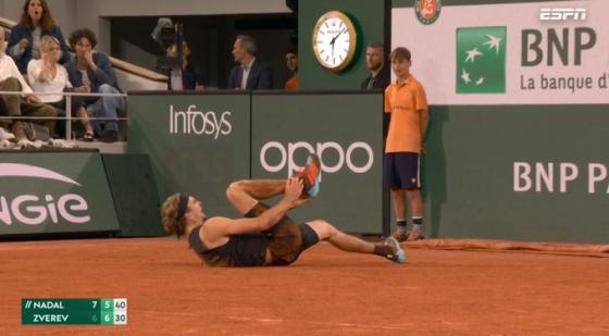 Lesión Zverev