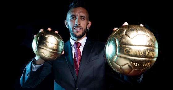Camilo Vargas balón de oro