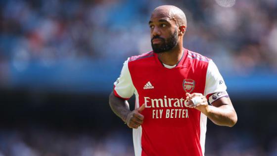 Lacazette no sigue en Arsenal