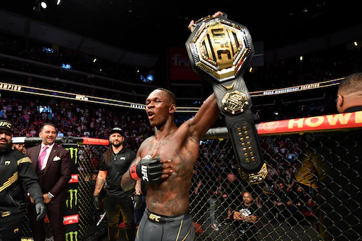 Israel Adesanya en UFC