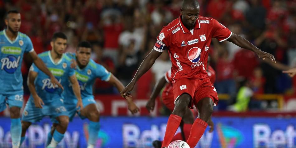 América