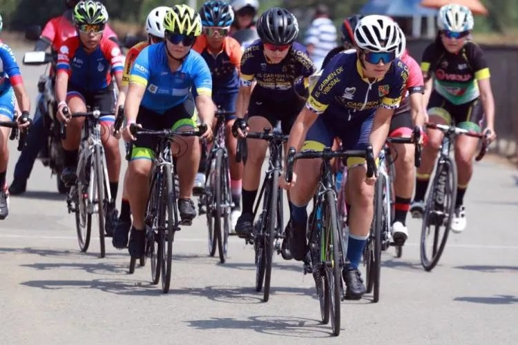 Interclubes de ciclismo cierra la temporada 2022