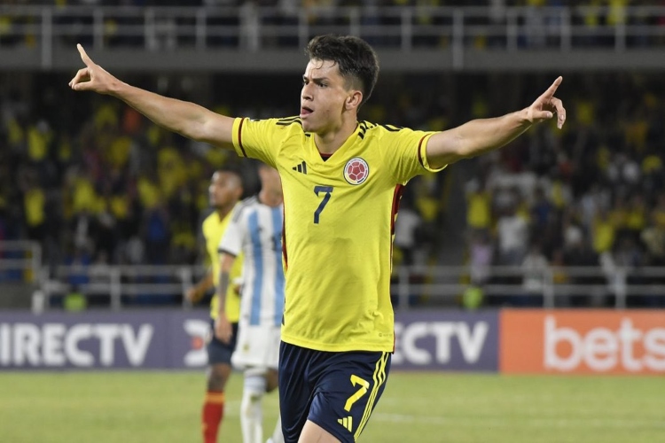 Colombia venció a Argentina y se mete al hexagonal final