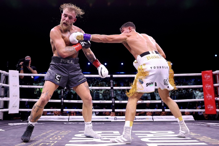 Tommy Fury arrasó con Jake Paul y le quitó el invicto