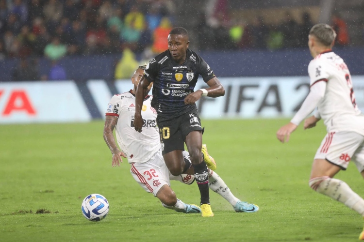 Independiente del Valle golpea primero: Recopa Sudamericana