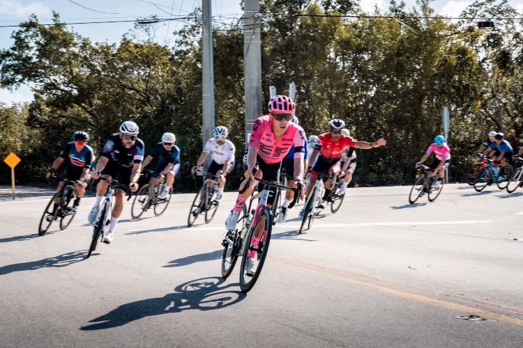 Orgullo: 6 latinoamericanos en el EF para la Vuelta a Cataluña