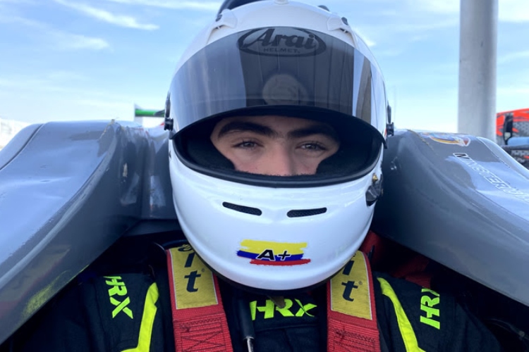 Pedro Juan Moreno cumplió jornada de test pretemporada de la F4