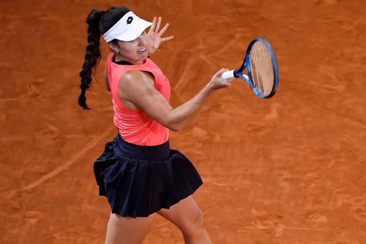 Con las botas puestas: Camila Osorio cayó ante Sabalenka en el Masters de Madrid