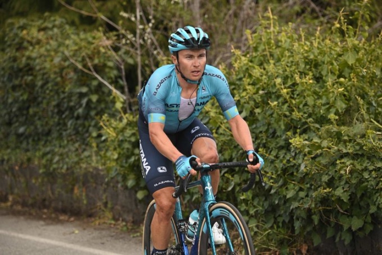 Alexey Lutsenko se consagra campeón del Giro de Sicilia