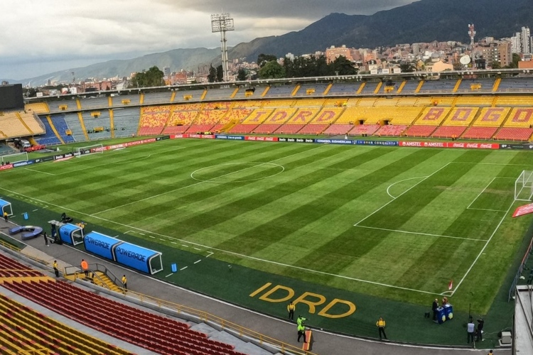 Conmebol investiga a Santa Fe por mal estado del terreno de juego