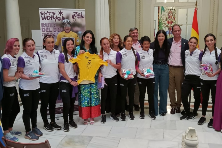 9 Colombianas afrontan la segunda edición de la Vuelta a Andalucía femenina