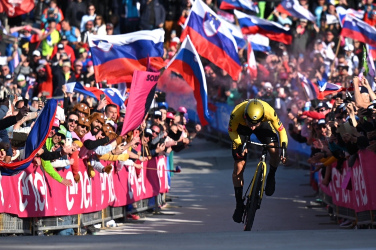 Etapa histórica de Primoz Roglic coronándose campeón del Giro de Italia