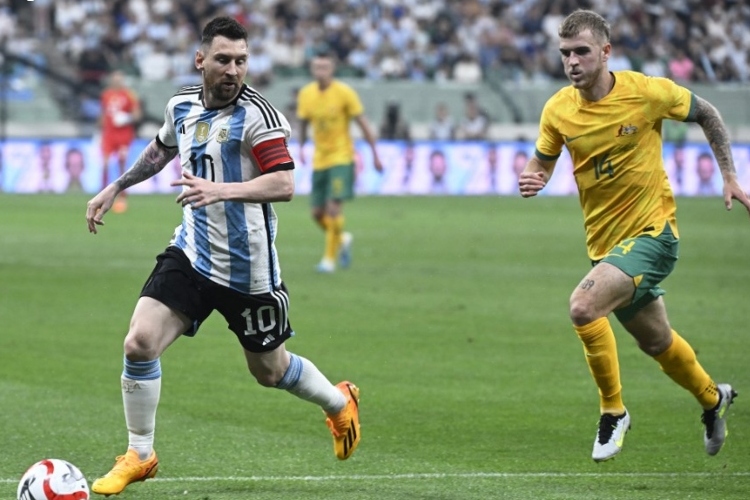 Con un golazo de Messi, Argentina venció a Australia en amistoso