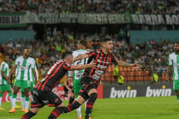 Nacional perdió en su estadio ante Patronato en la Copa Libertadores