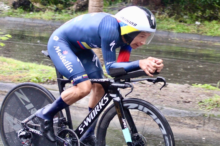 Miguel Ángel López debuta con victoria en la Vuelta a Colombia