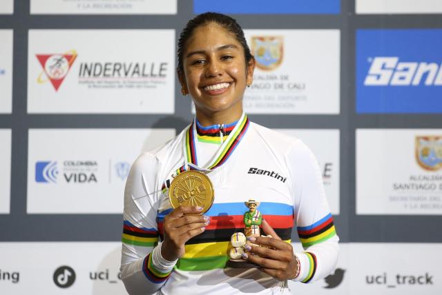La pedalista Juliana Londoño que brilla en el ciclismo colombiano por sus participaciones en pista