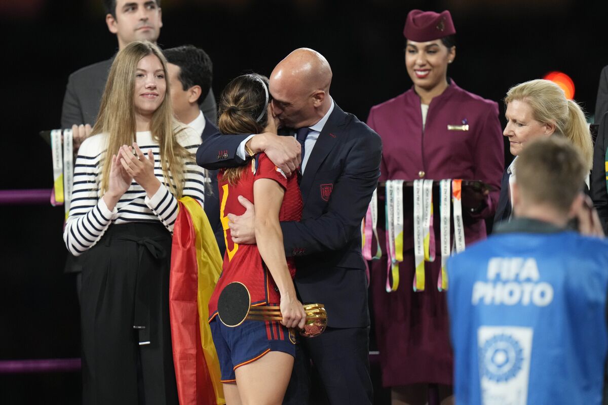 Presidente de España Pedro Sánchez reaccionó ante la impulsiva celebración de Luis Rubiales ante una jugadora de la Selección Española