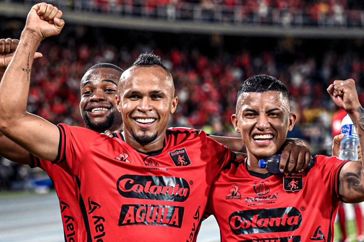 América