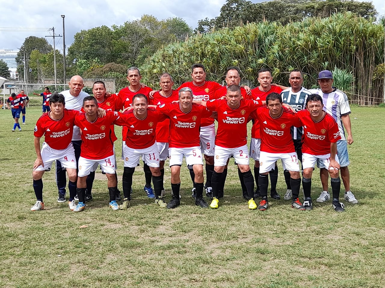 Jorge Flórez, Jair Ramírez, Carlos Dorado, Walter González, Milton Muñoz, Jorge Espinoza, Miller Méndez, Andrés Novoa, Luis Medina, Rolando Muñoz y Mario Campo, integrantes del onceno Galán.