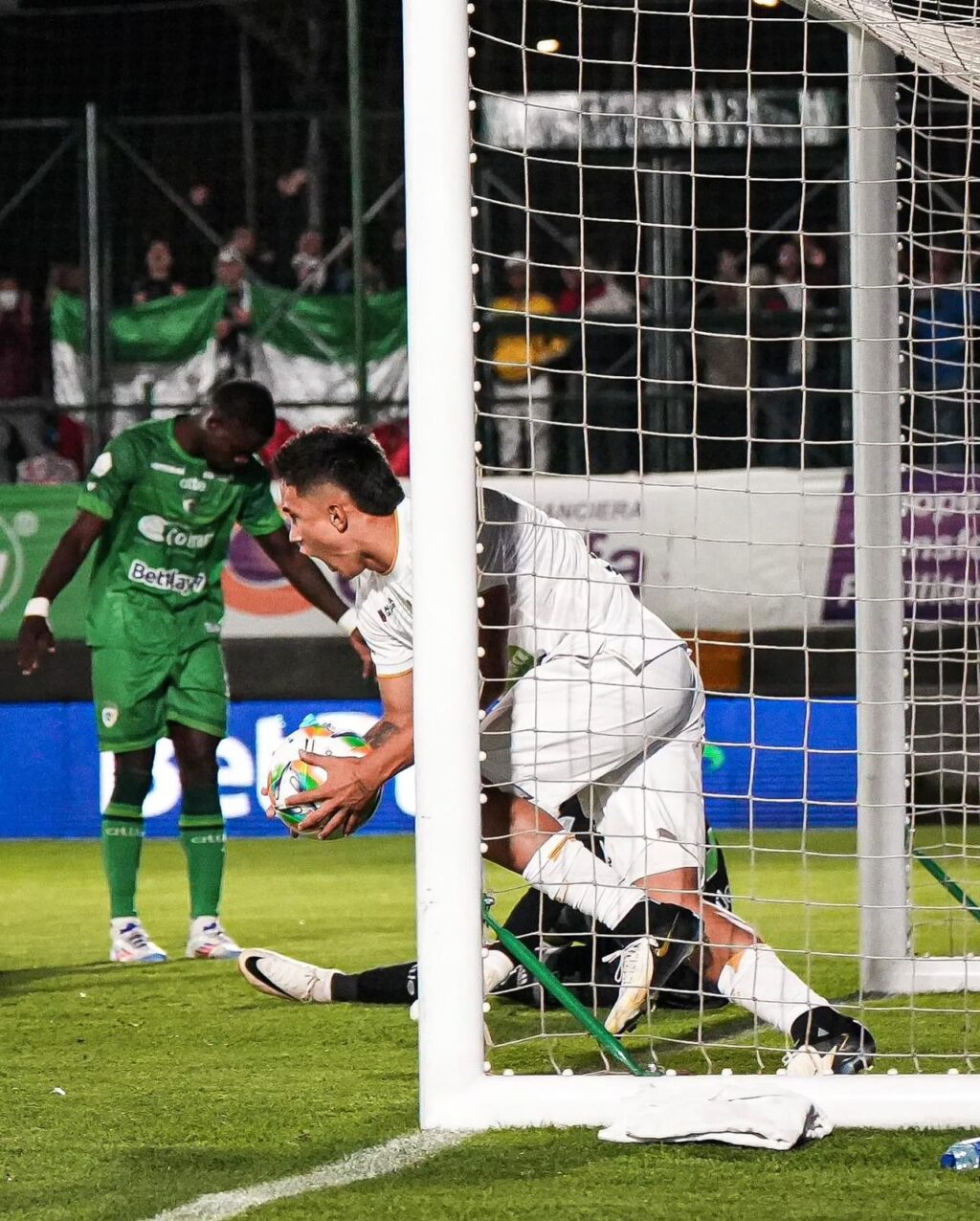 Imagen de WhatsApp 2024-08-04 a las 10.17.37_996cf79f