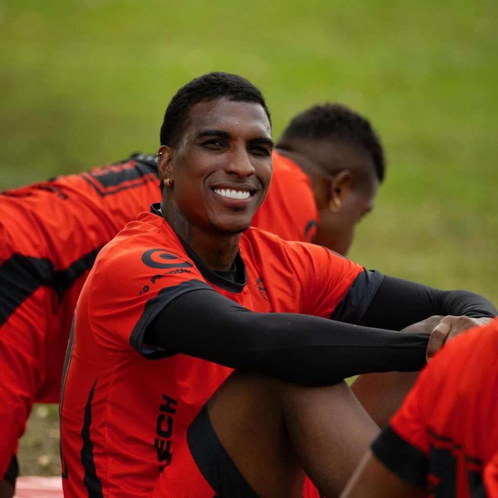 Imagen de WhatsApp 2024-11-25 a las 21.26.28_51300452