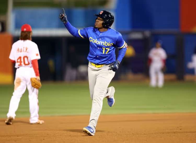 Colombia venció a China y está por clasificarse al Clásico Mundial de Béisbol - Foto: Getty Images via AFP - CHRIS CODUTO