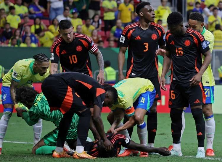 ¿Cómo está Davinson Sánchez luego del golpe frente a Brasil? - Foto: Tomada de internet