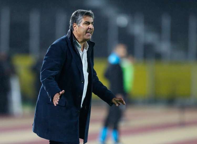 Santiago Escobar dejó de ser el entrenador de Orense - Foto: Tomada de internet