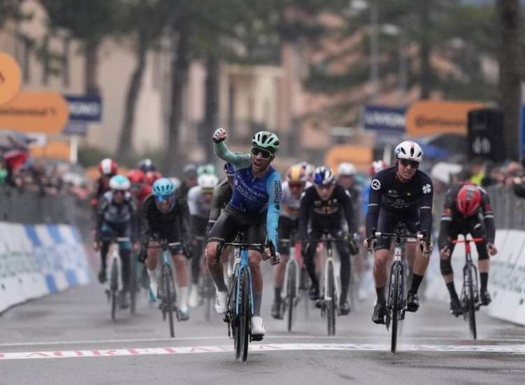 Tirreno-Adriático; Vendrame se quedó con la etapa y Ganna sigue líder - Foto: Tomada de @TirrenAdriatico