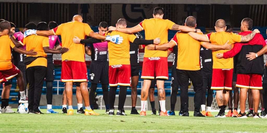 AMERICA-DE-CALI-TRIBUNA-SUR