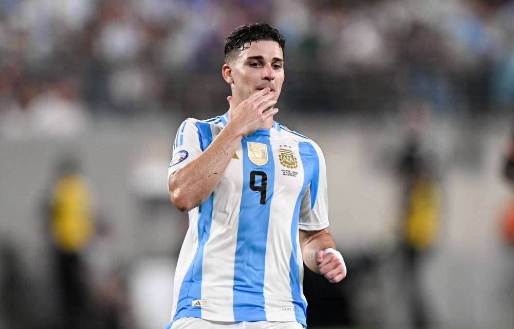 2024-07-10 Canada v Argentina - CONMEBOL Copa America USA 2024 EAST RUTHERFORD, UNITED STATES - JULY 10: Julian Alvarez