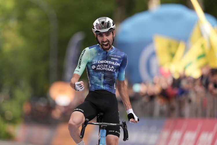 Paret-Peintre gana en el Mont Ventoux en la etapa 16 del Tour