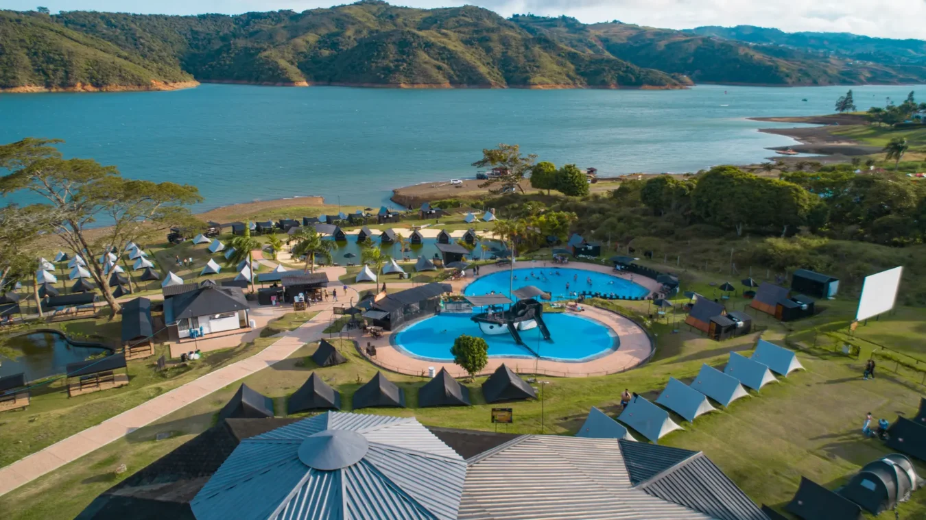 LagoCalima