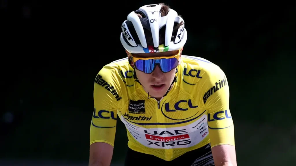 Tadej Pogačar sigue en el Tour de Francia 2025, el equipo UAE Team Emirates emitió un comunicado oficial confirmando