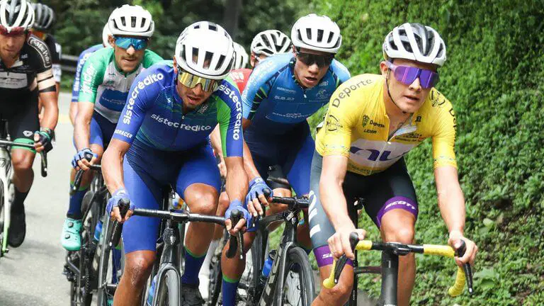 vuelta a Colombia