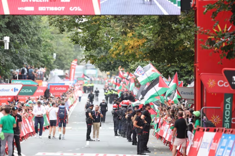 Vuelta a España 2025: etapa 11 neutralizada por protestas en Bilbao