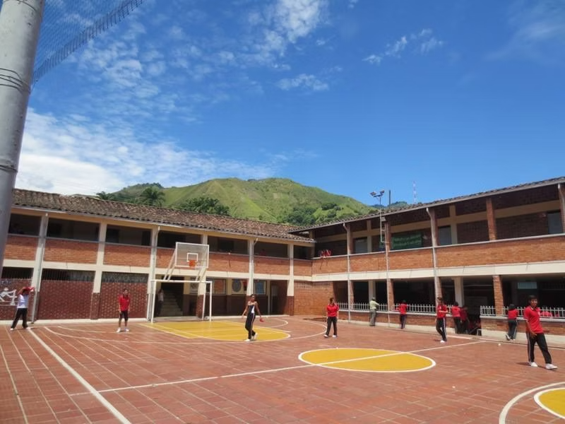 ColegioSalazarPalmas