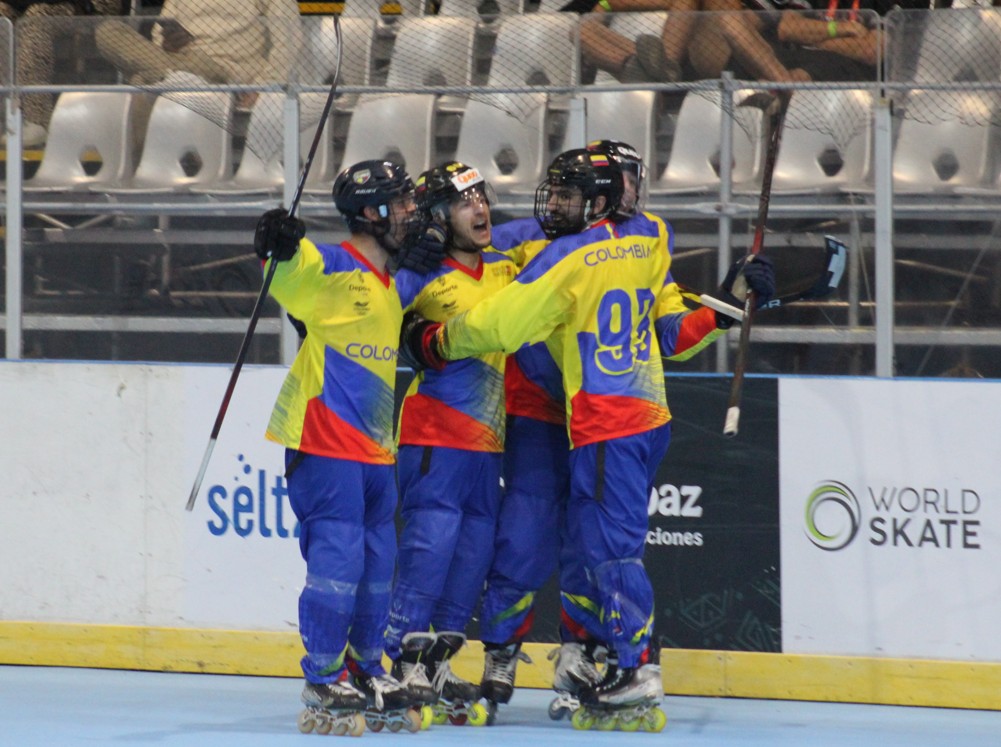 HOCKEY