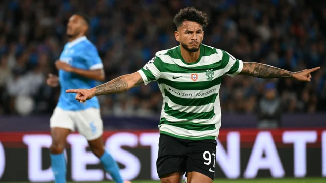 Luis-Suarez-marco-su-primer-gol-en-Champions-League-AFP