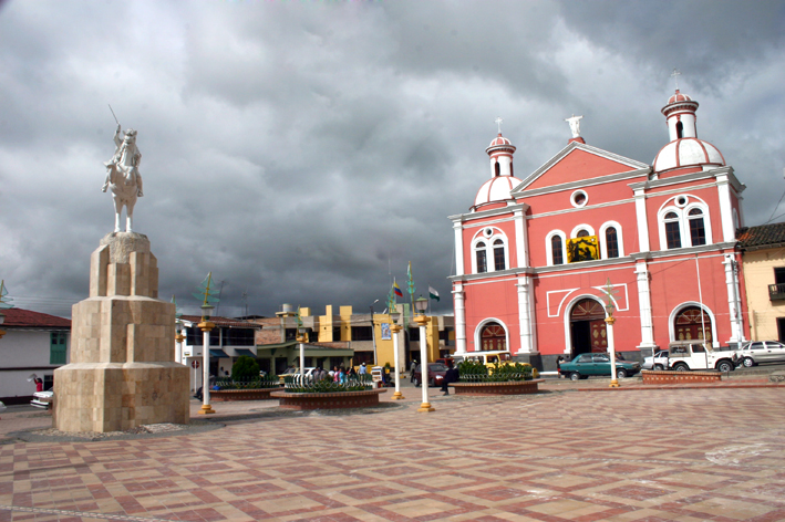Guachucal Nariño se destaca como el municipio más alto de Nariño y uno de los más fascinantes por su riqueza cultural.