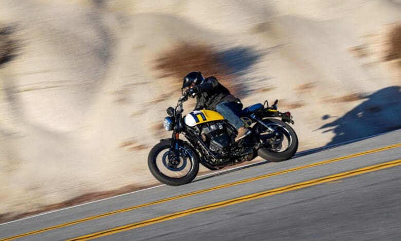 La Royal Enfield Bear 650 será la primera moto de la marca ensamblada en Colombia. Combina espíritu scrambler, potencia y diseño para conquistar Latinoamérica.