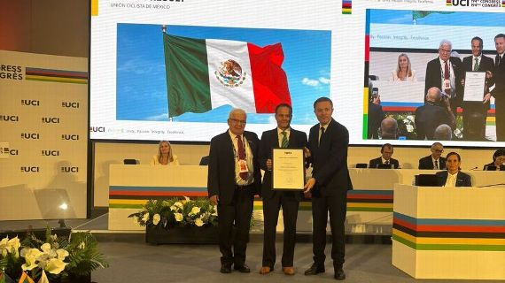 i - 2025-10-07T113238.331