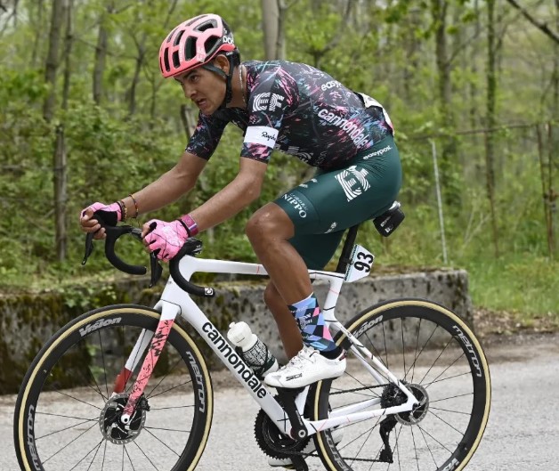 nota 01 pagina 19 12 octubre. (1)