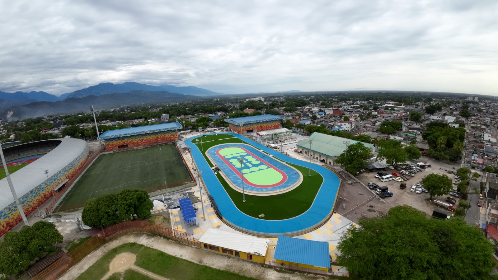 6697e111-89ab-4b27-9915-627b5d5a9f12