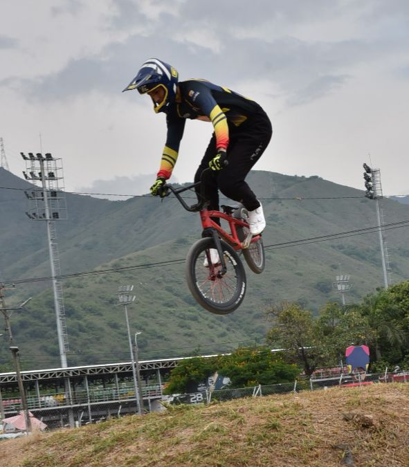 NOTA 4 SANTIAGOS (1)