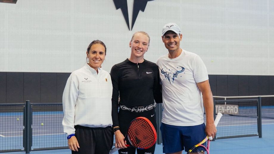 i - 2025-11-28T104958.325