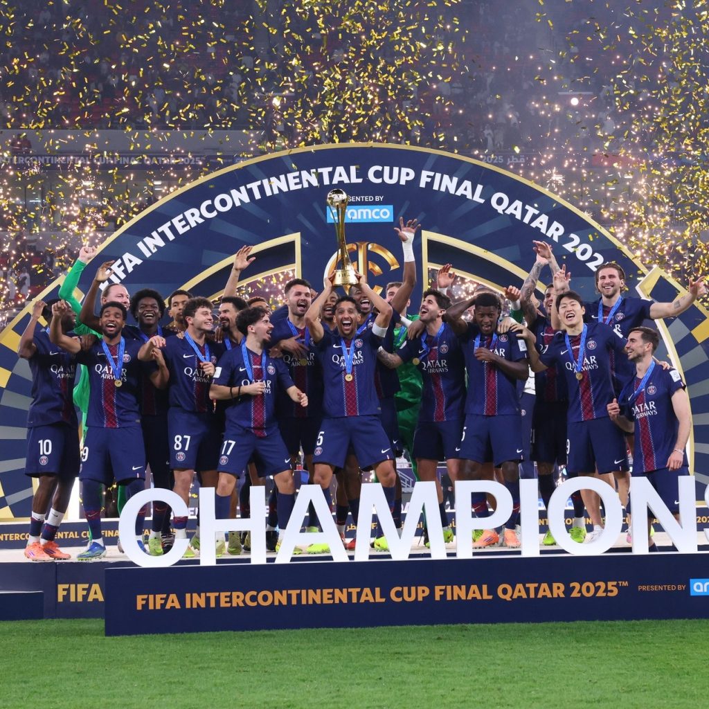 París Saint-Germain, el mejor equipo del año. Campeón Intercontinental ante Flamengo