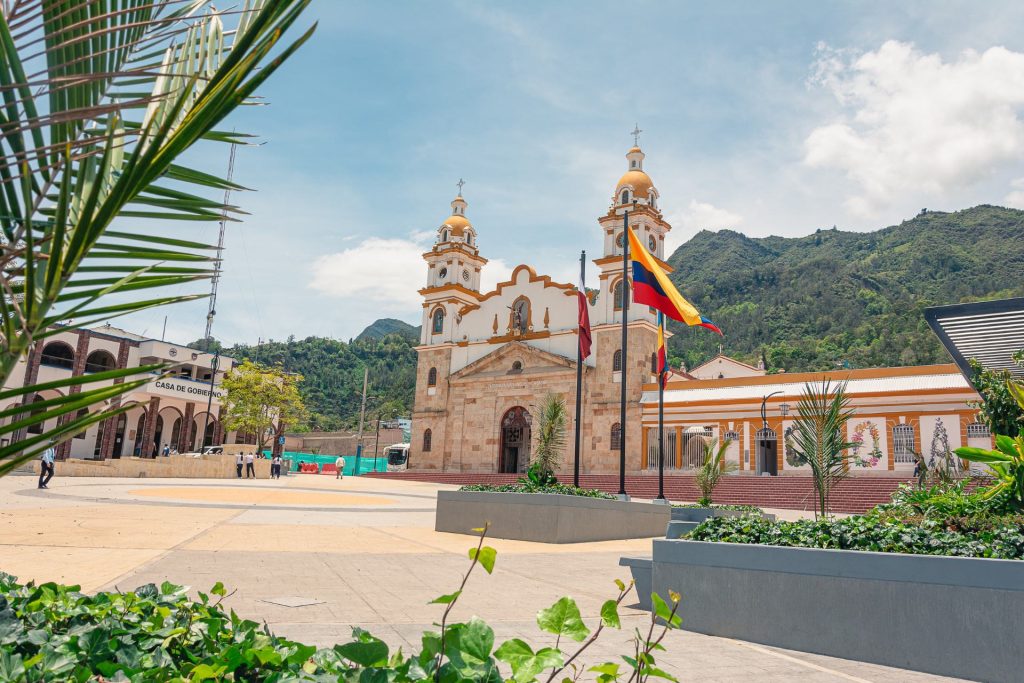 xr:d:DAFzIc1CYPw:20,j:6203004244531361133,t:24031414